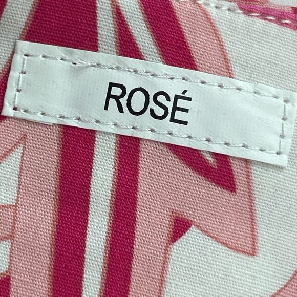 Golftini Rose Skort Size 14 Hot Pink White Floral Skirt Decorative Buttons - Picture 8 of 8